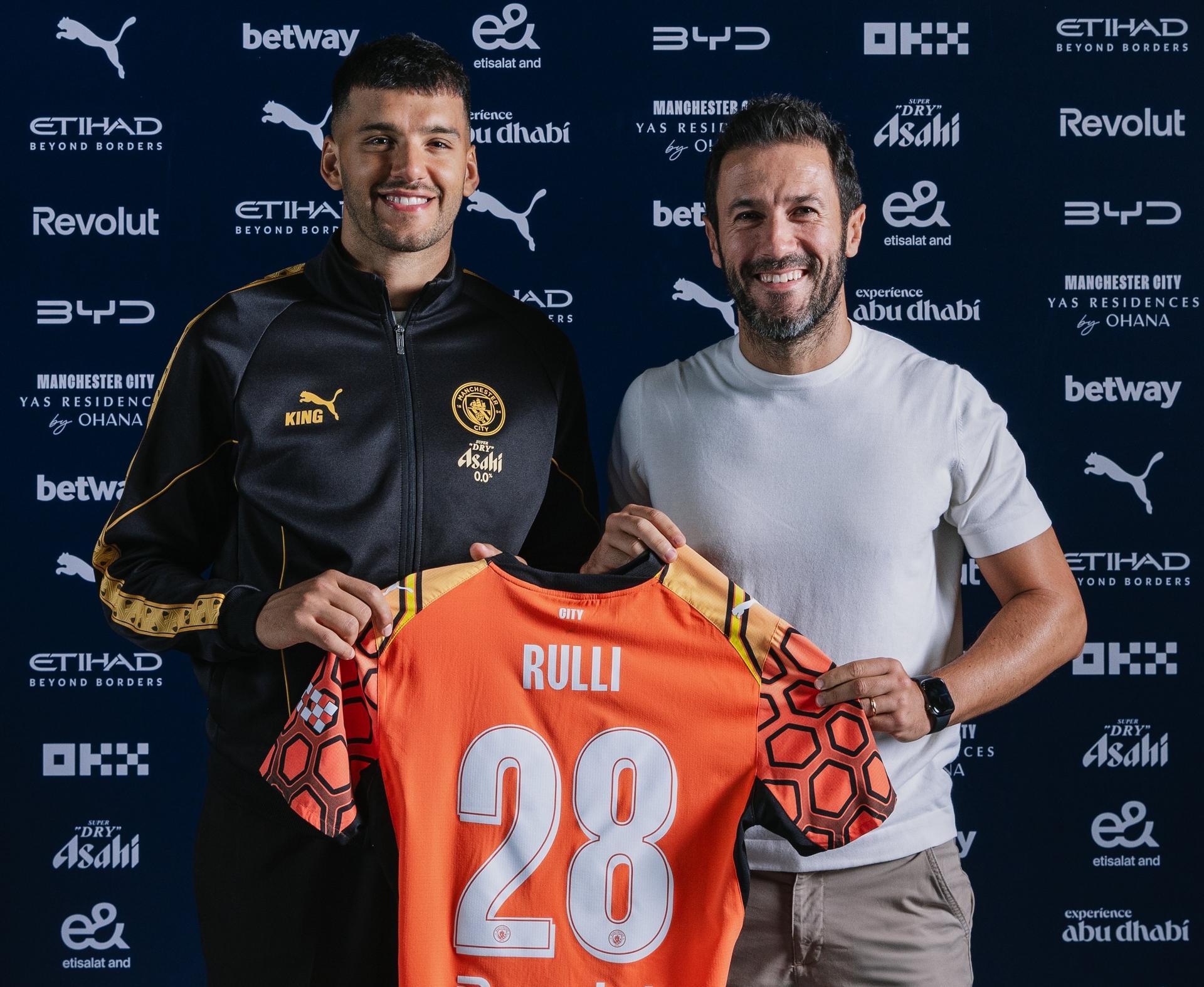 Gerónimo Rulli foi contratado por 3,5 milhões de euros ao Marselha para ser o substituto de Donnarumma, após a saída de Trafford para o Leeds - Foto: Man. City
