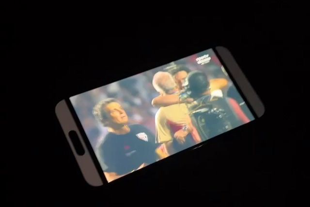 David Neres vibra com São Paulo a ganhar a Taça do Brasil