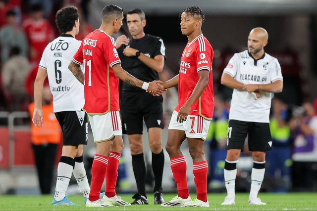 «Di María e Neres juntos contra o FC Porto? Nem pensar!»