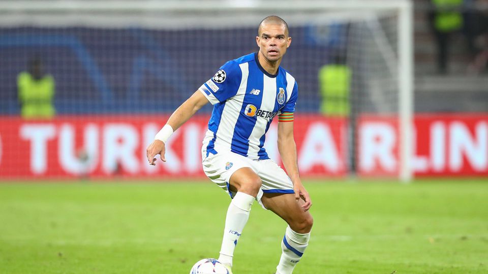 Pepe não joga na Luz!