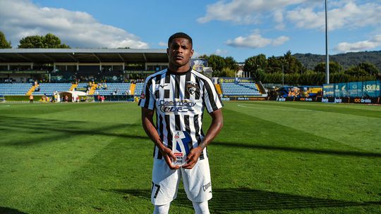 Portimonense: Hélio Varela, mais uma ‘joia’ a ser talhada por Paulo Sérgio