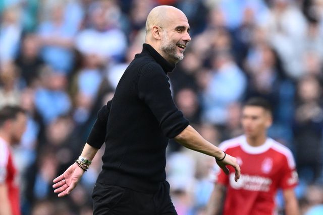 Guardiola admite rodar equipa e brinca: «Talvez eu jogue, as minhas costas estão melhores»