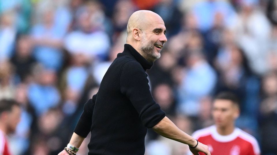 Guardiola admite rodar equipa e brinca: «Talvez eu jogue, as minhas costas estão melhores»