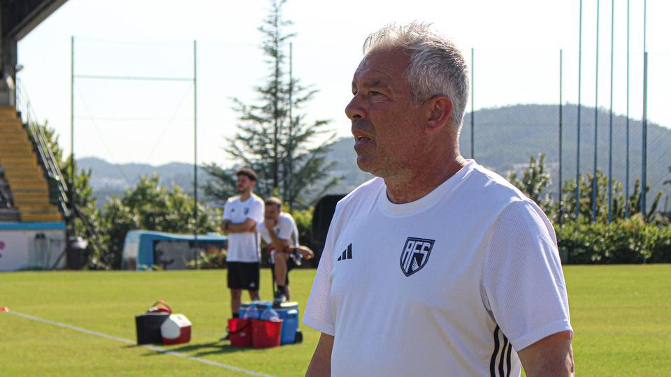 Jorge Costa: «Jogadores estão extremamente cansados»