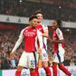 Arsenal aplica ‘chapa 5’ ao Bolton em noite de recordes