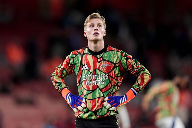 Recorde no Arsenal: guarda-redes de 16 anos vai ser titular