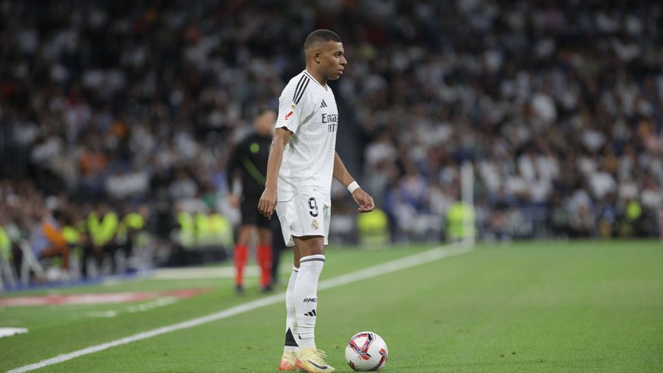 Baixa de peso para Ancelotti: Mbappé falha dérbi