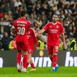 Há jogadores do Benfica com preocupação extra em Barcelona
