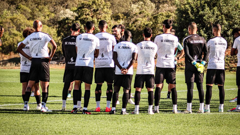 Farense prepara o Benfica com cinco baixas