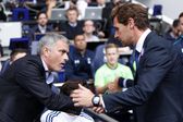 José Mourinho ao lado de André Villas-Boas, nos tempos da Premier League