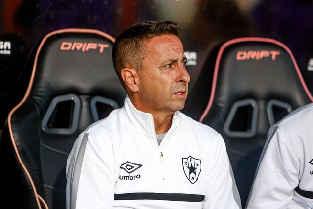 Tricolores continuam com equipa técnica interina