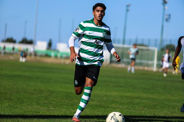 Sporting perde em Inglaterra na estreia de Zaid Bafdili