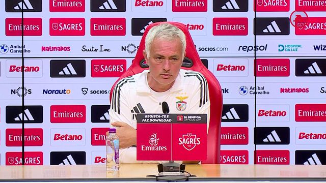 Mourinho e as críticas a Richard Ríos: «Amanhã joga de certeza»