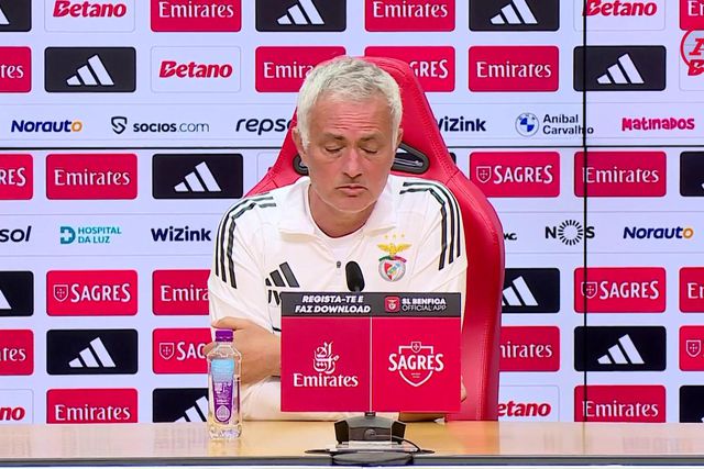 Mourinho confirma Prestianni no Mundial Sub-20: «Não seria correto...»