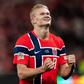 Erling Haaland celebra golo pela Noruega (IMAGO)