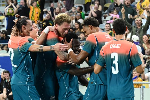 Austrália festeja golo de Irankunda