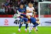 Bednarek luta contra a Bósnia (IMAGO)