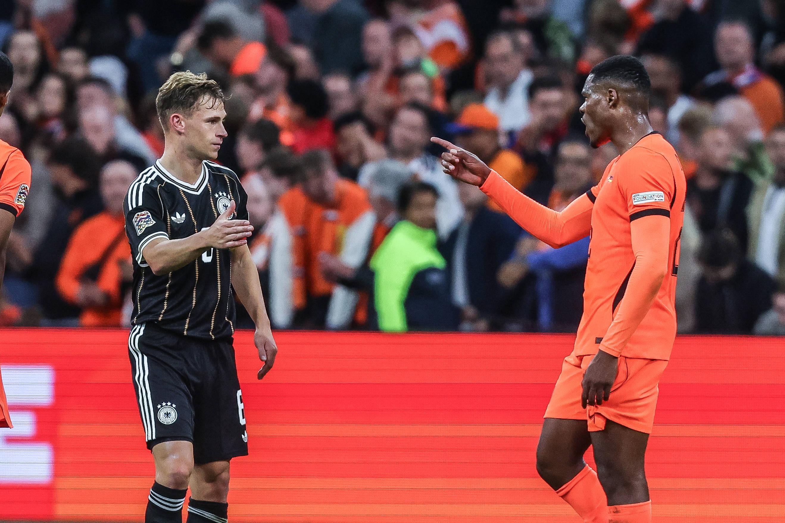 Dumfries foi pedir satisfações a Kimmich