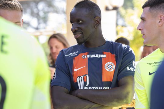 Montpellier despede Sakho após agressão a treinador