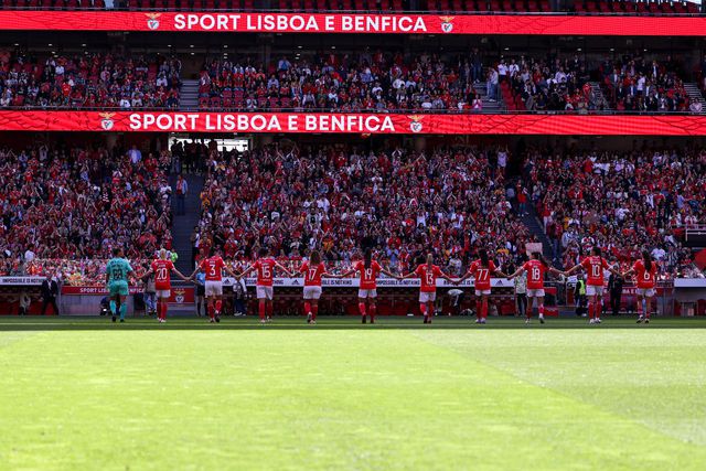 Jogo histórico: Benfica-Eintracht vai ser na Luz