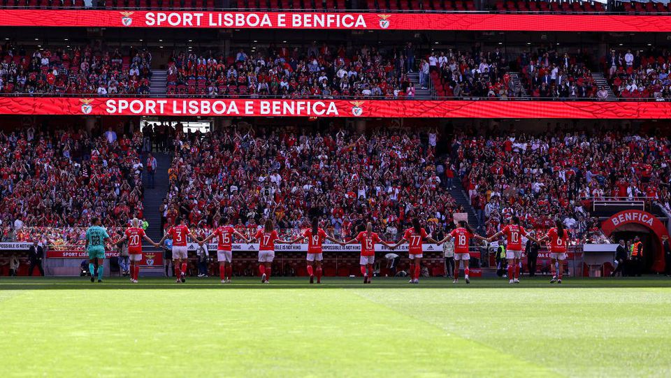 Jogo histórico: Benfica-Eintracht vai ser na Luz