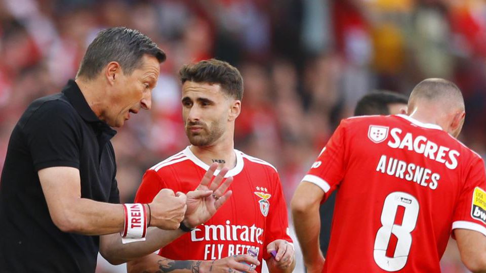 Incrível como em apenas três anos o Benfica desfez um plantel e construiu outro