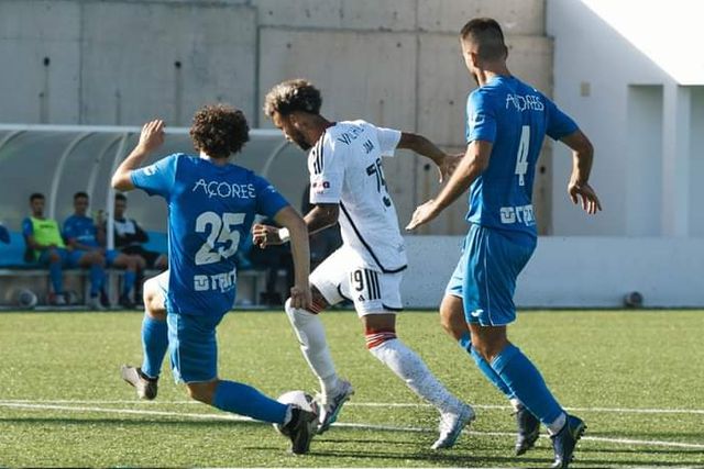 Casa Pia: alas ofensivas ainda sem dono podem ditar surpresa