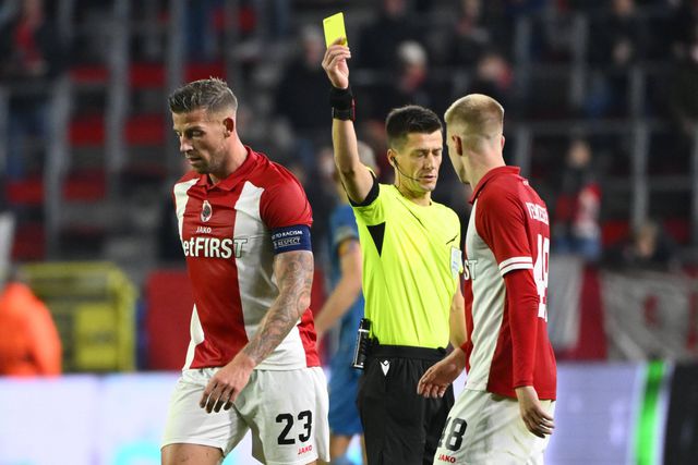 Duarte Gomes analisa a arbitragem do Antuérpia-FC Porto