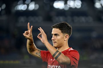 Boas notícias para Mourinho na Roma: Dybala volta aos treinos