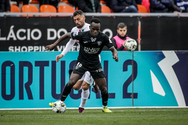 Estrela: João Reis reintegrado e pode ser opção para domingo