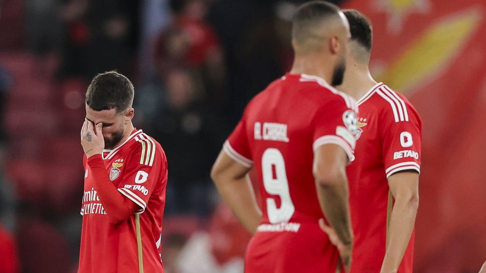Editorial: Benfica, urgência de ser equipa