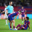 Xavi descansa adeptos do Barcelona após Félix sair lesionado