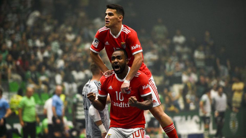 Benfica empata com Etoile Lavalloise na estreia na Liga dos Campeões
