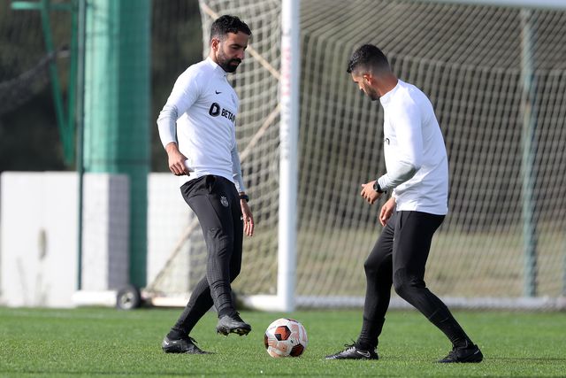 Sporting: «Passar em primeiro, enquanto for possível matematicamente»