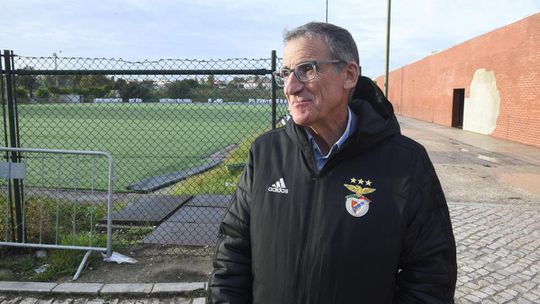 Diretor-geral do Benfica Campus diz que Roger Schmidt «é sempre elogioso e o principal cliente da formação»