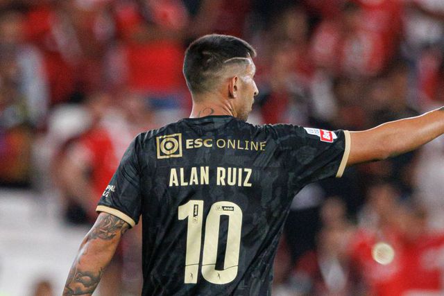 Estrela da Amadora: Alan Ruiz integrado e a espreitar o regresso