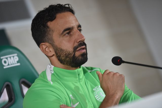 «A ideia do Man. United é fazer o que o Sporting também fez com Amorim»