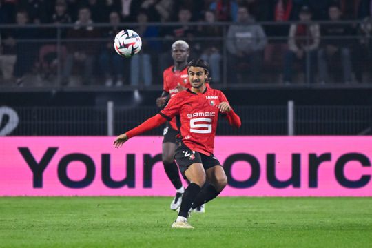 Jota estreia-se a titular no regresso às vitórias do Rennes