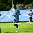 Liga Francesa dá razão a Mbemba e Marselha tem de o reembolsar