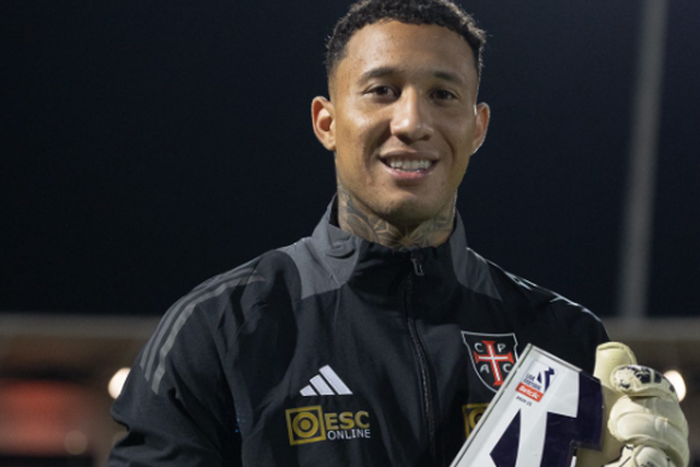 Destaques do Casa Pia: Kluivert voou, mas Sequeira é que foi herói