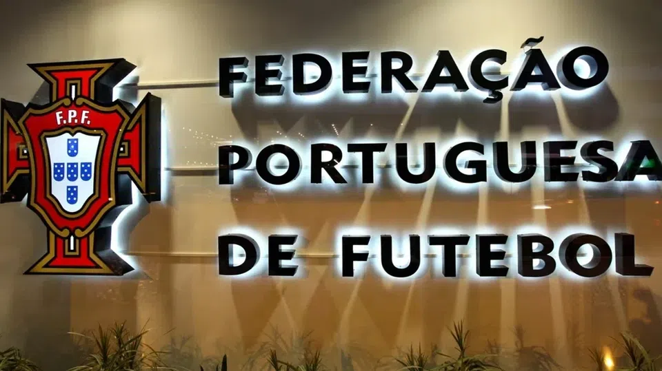 FPF: rescisão de contrato com dois dos quatro diretores suspensos