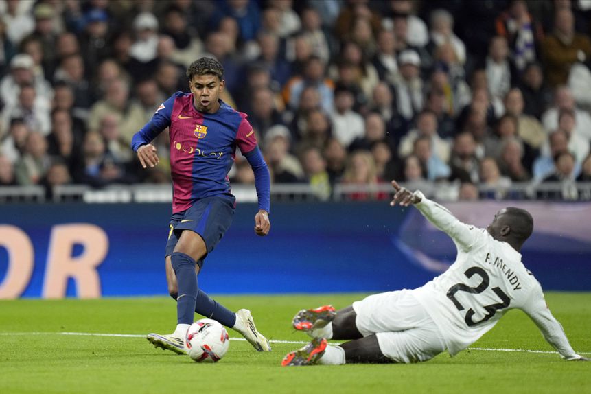 Real Madrid e Barcelona defrontam-se este domingo, no Santiago Bernabéu - Foto: Imago