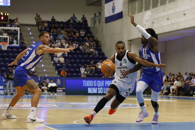 Sporting aplica centena ao FC Porto!