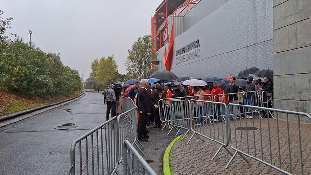 Abertura das portas no Pavilhão da Luz às 8h30