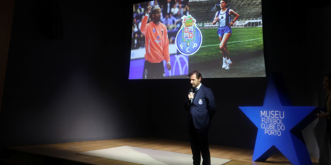André Villas-Boas no museu - FOTO: FC Porto