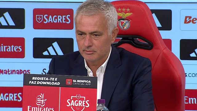 Mourinho explica aposta em Prestianni no onze