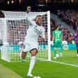 Mbappé bisa e o Real Madrid vence em casa do Barcelona