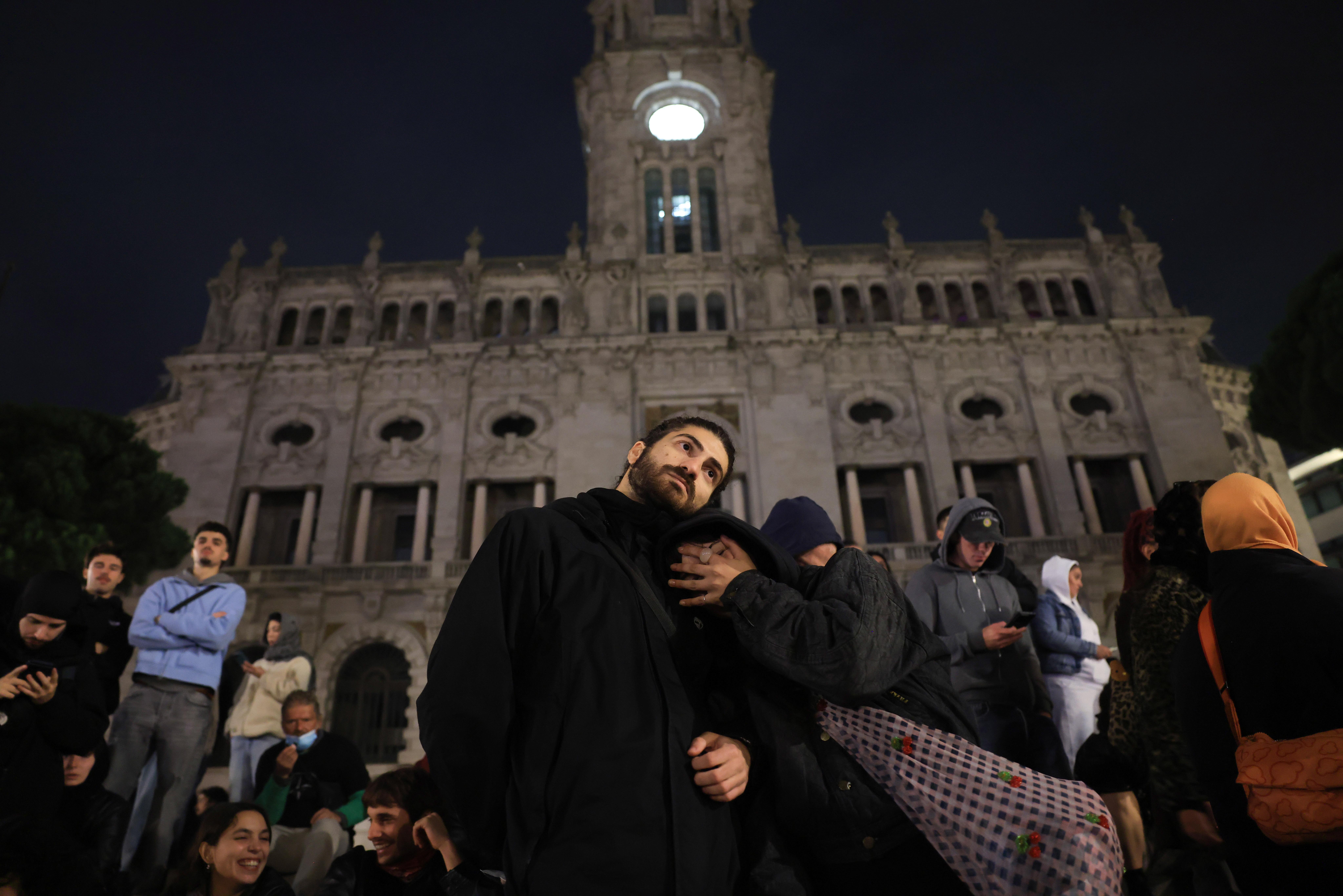Manifestação no Porto foi alvo de carga policial na madrugada deste domingo - foto: Estela Silva/LUSA