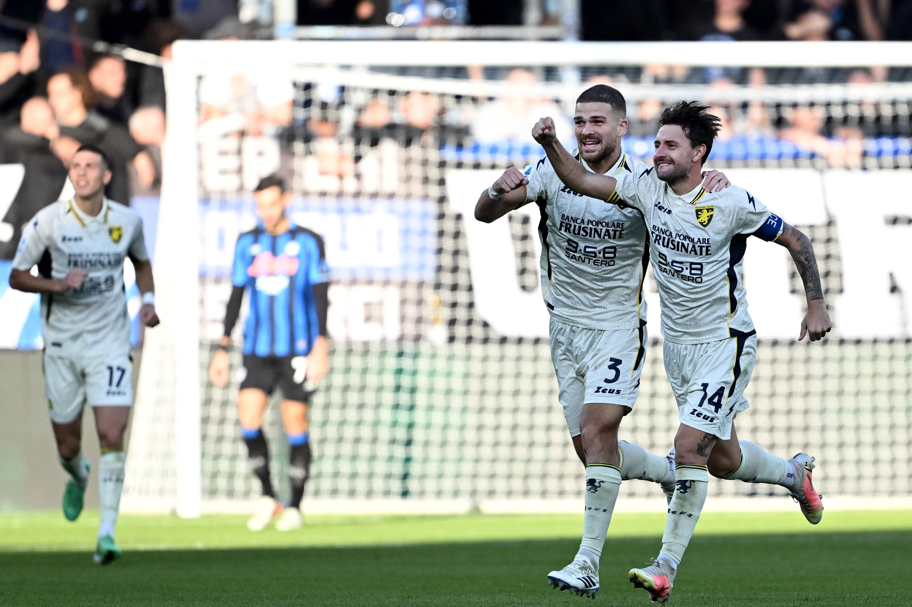 Atalanta e Frosinone protagonizaram jogo com oito golos