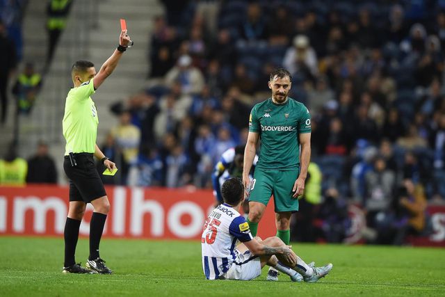 Mãe, eu quero ser árbitro de futebol!